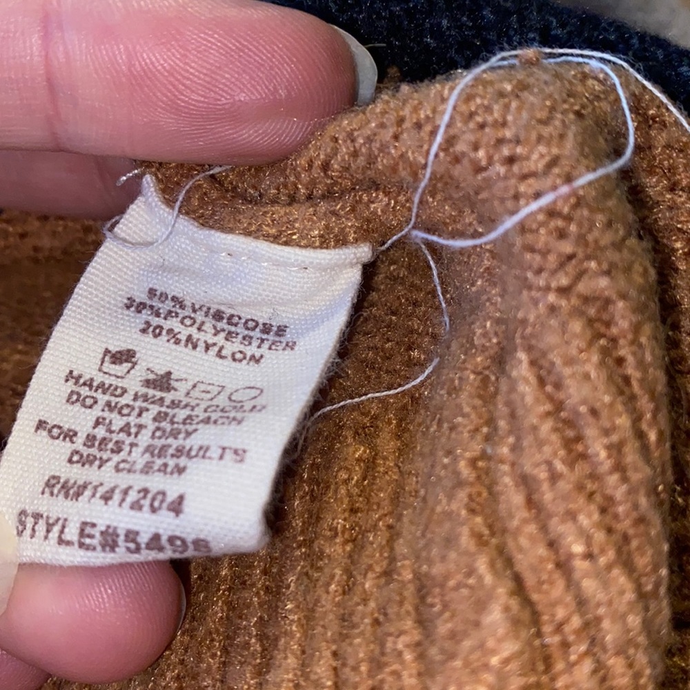 🛍️4/$20🛍️ Hem & Thread Color Block Cardigan Sweater - Picture 5 of 5